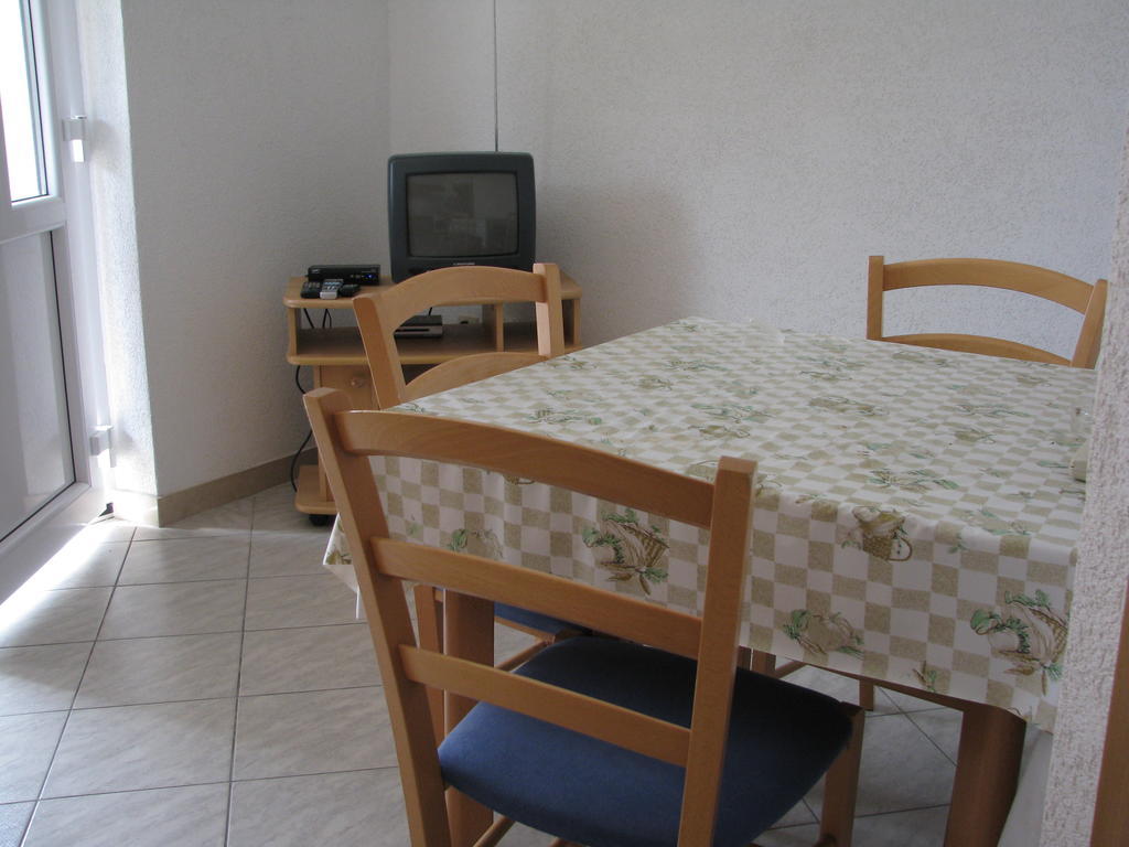 Apartments Jerica Bol Oda fotoğraf